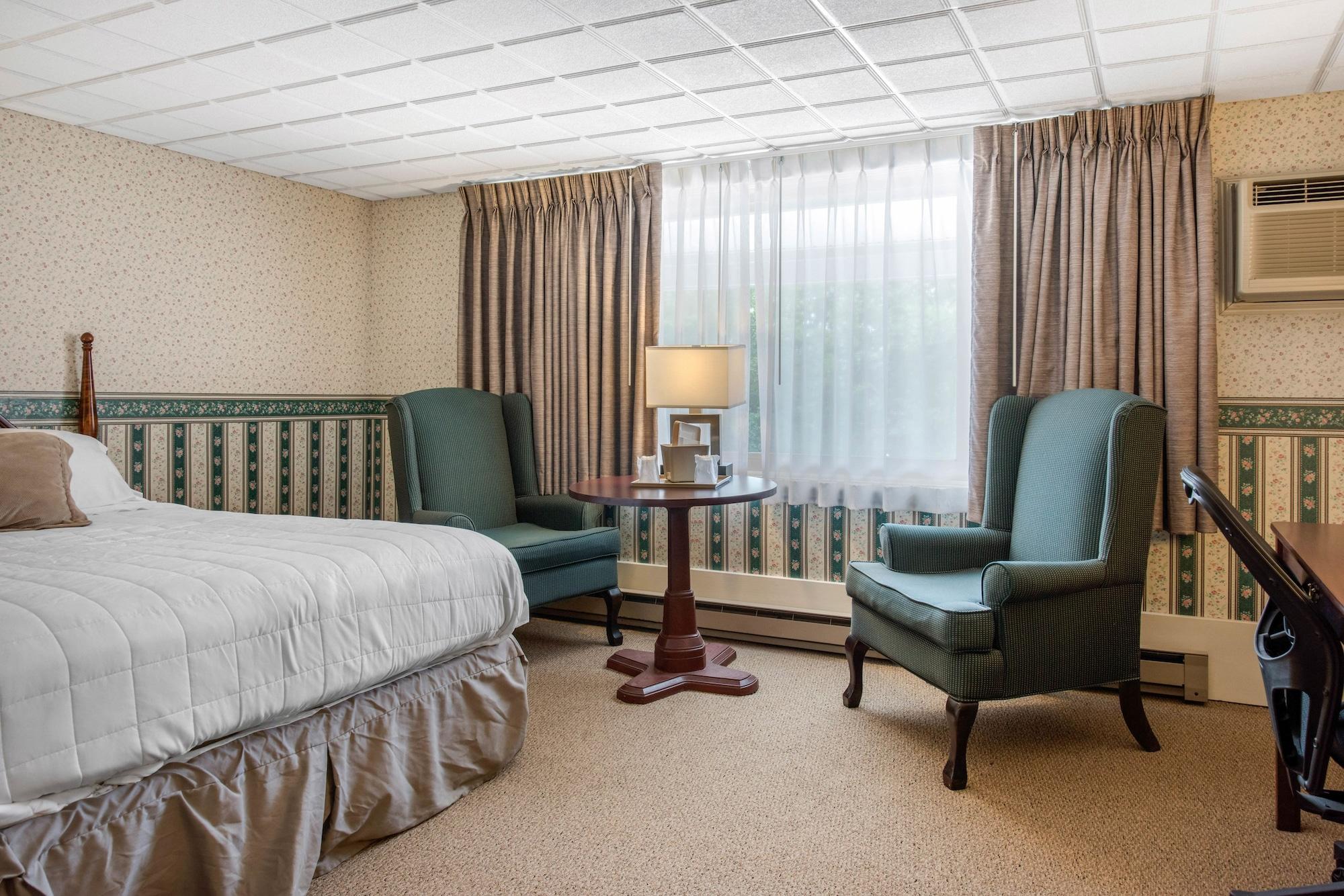 Coachman Inn Китъри Екстериор снимка