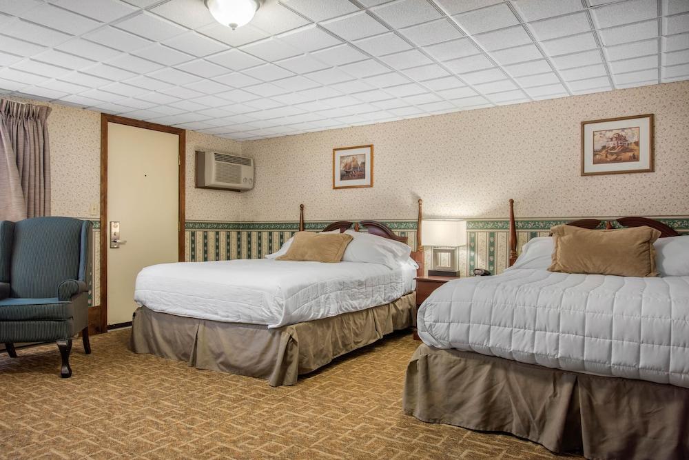 Coachman Inn Китъри Екстериор снимка