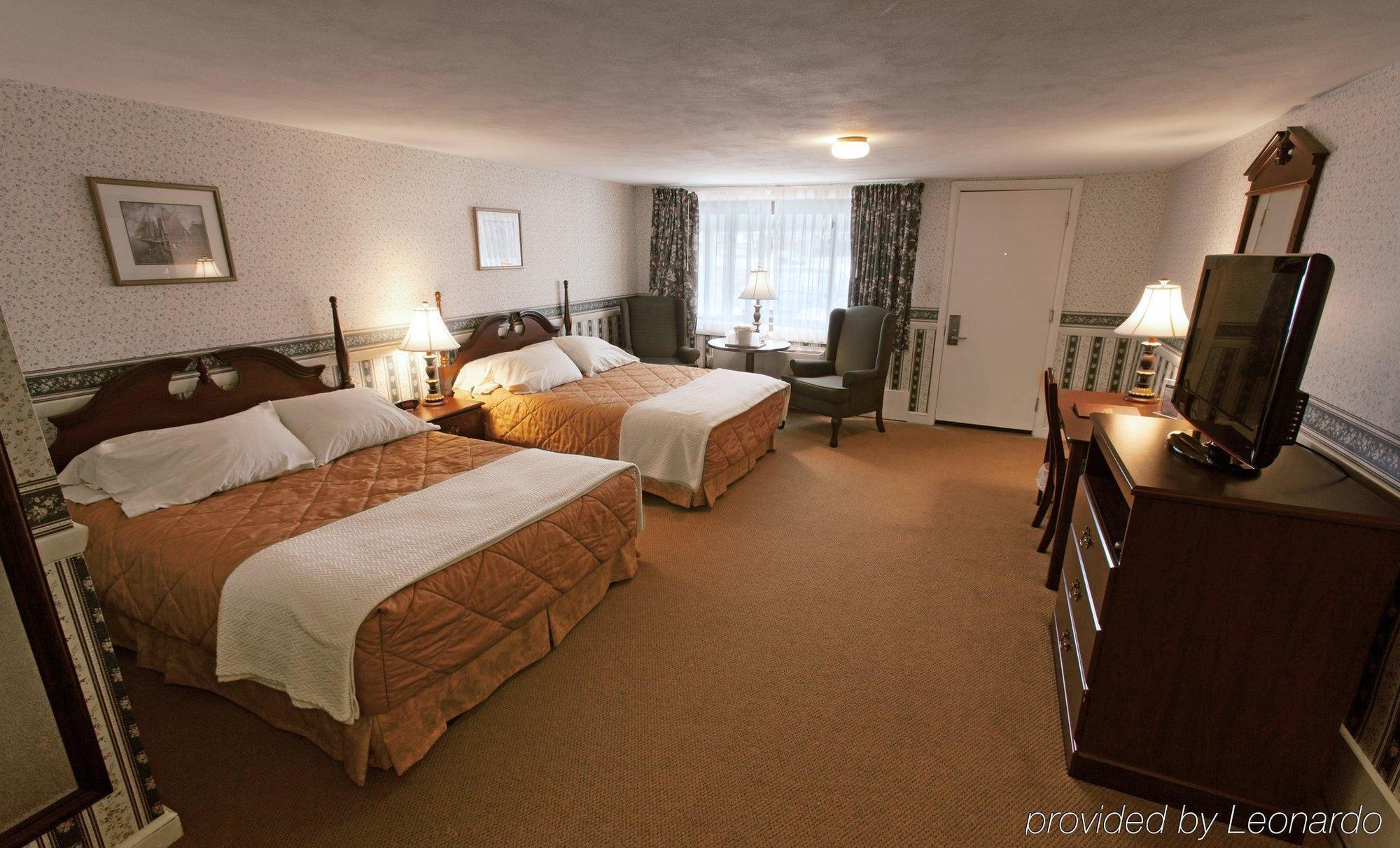 Coachman Inn Китъри Екстериор снимка